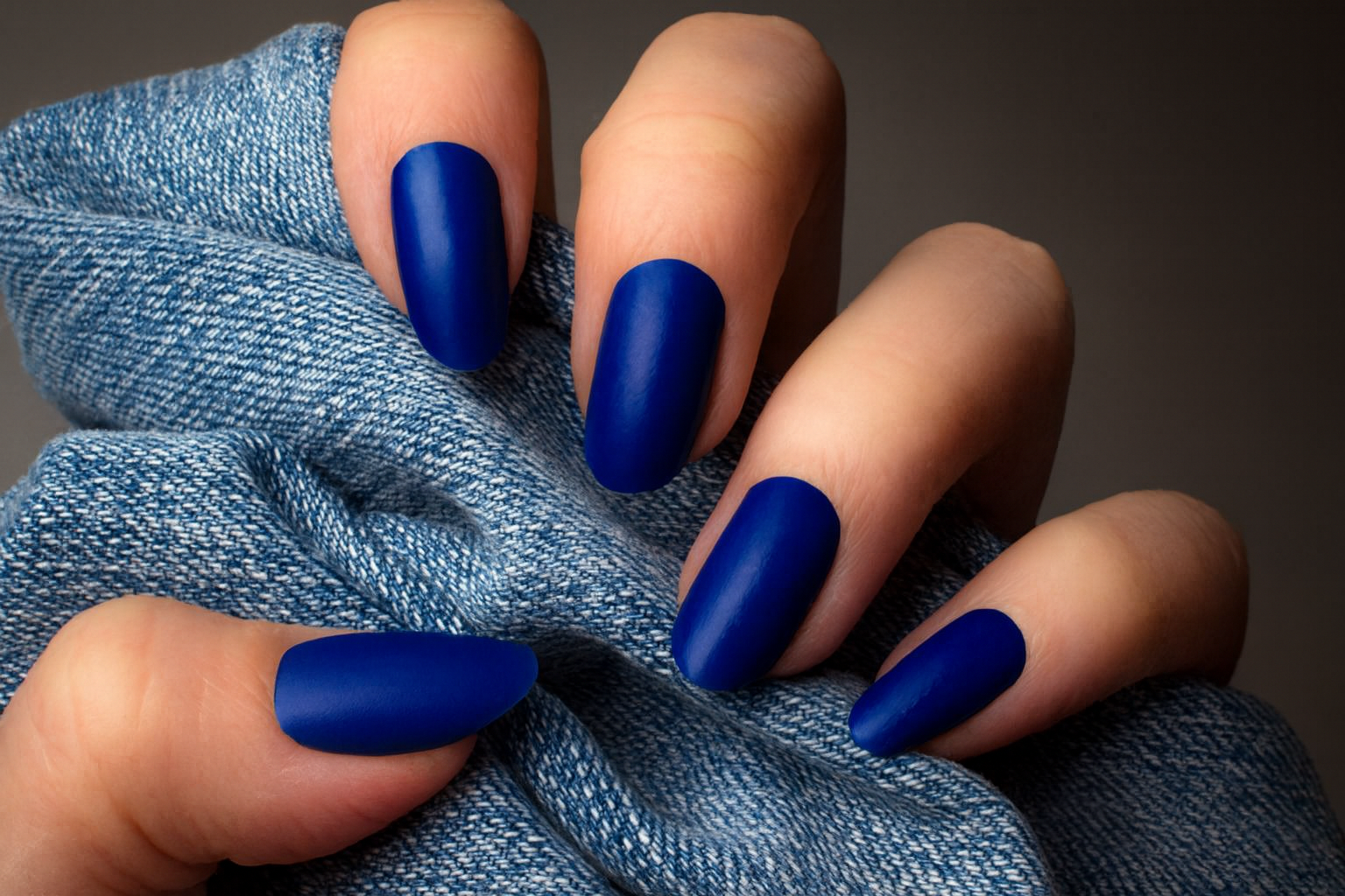 Esmalte Azul Profundo